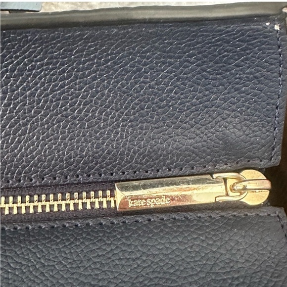 Kate Spade New York
MARGAUX LARGE TOTE - Picture 6 of 16